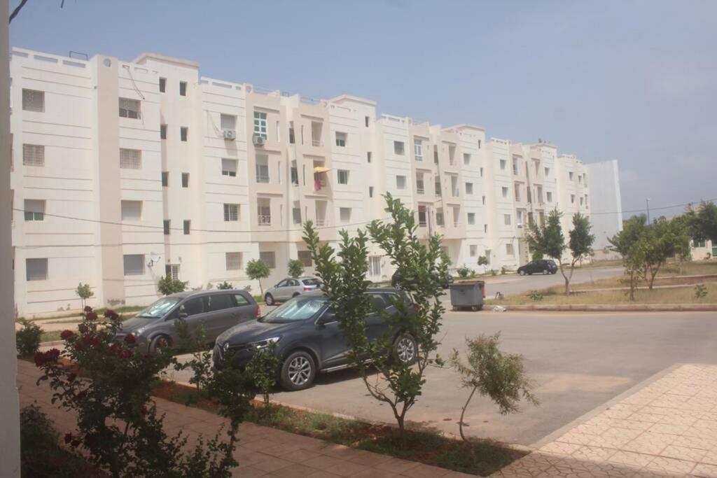 Charmant Appartement Marocain Au Coeur De Saïdia Esterno foto